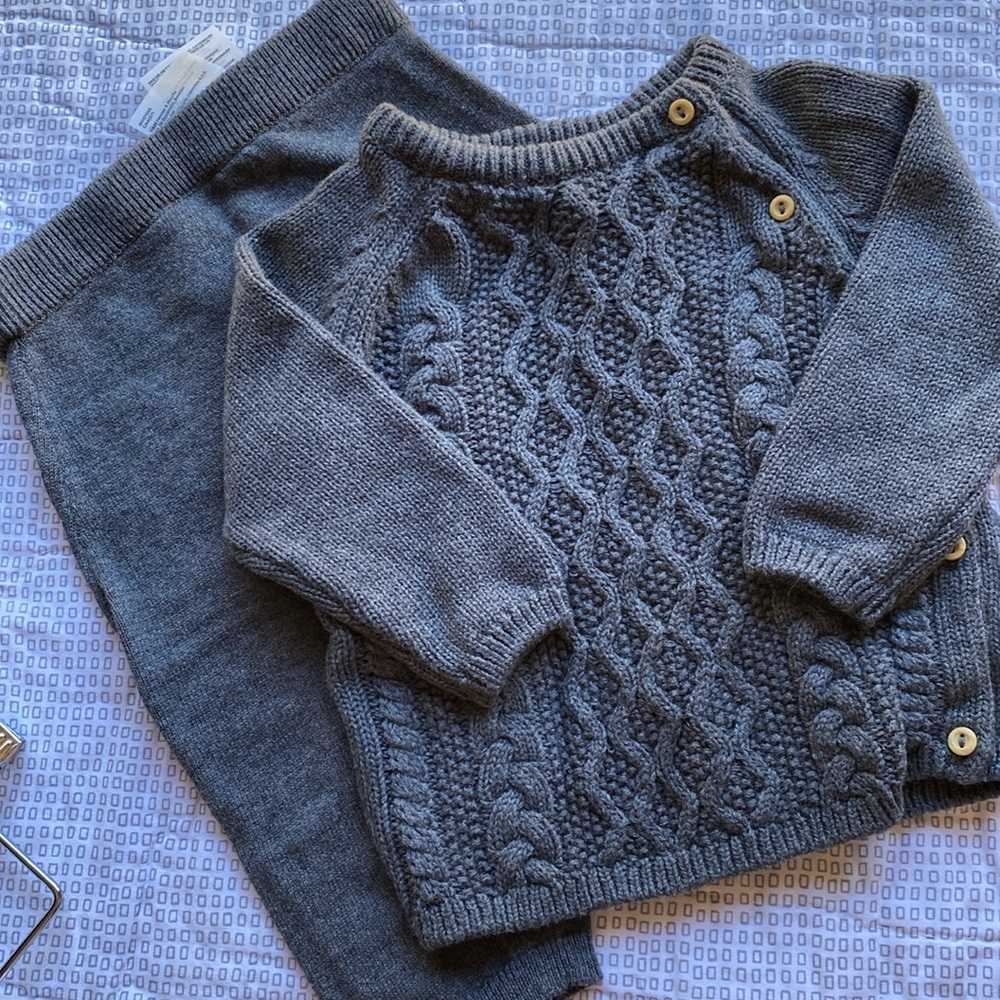 H&M knit 2 piece 2-4 months